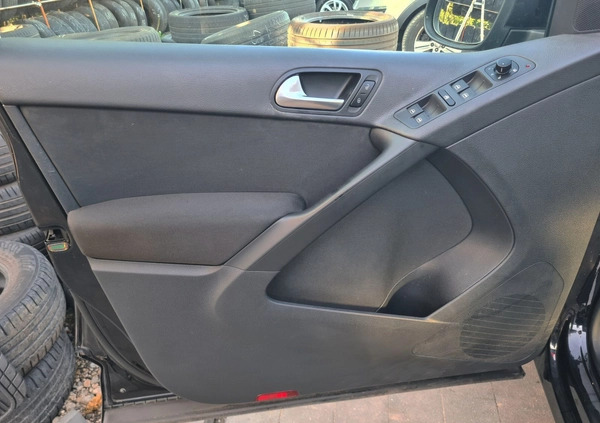 Volkswagen Tiguan cena 39499 przebieg: 133568, rok produkcji 2012 z Wrocław małe 497